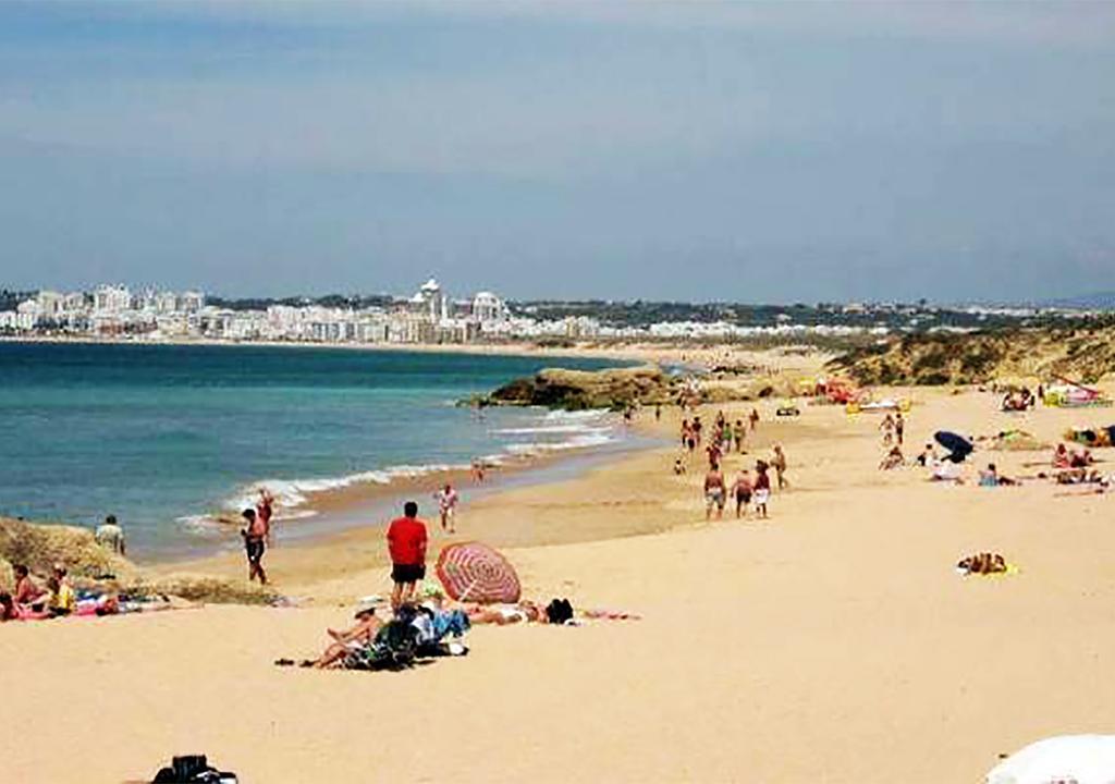 Parque De Campismo Orbitur Madalena Hotel Vila Nova de Gaia Exterior photo